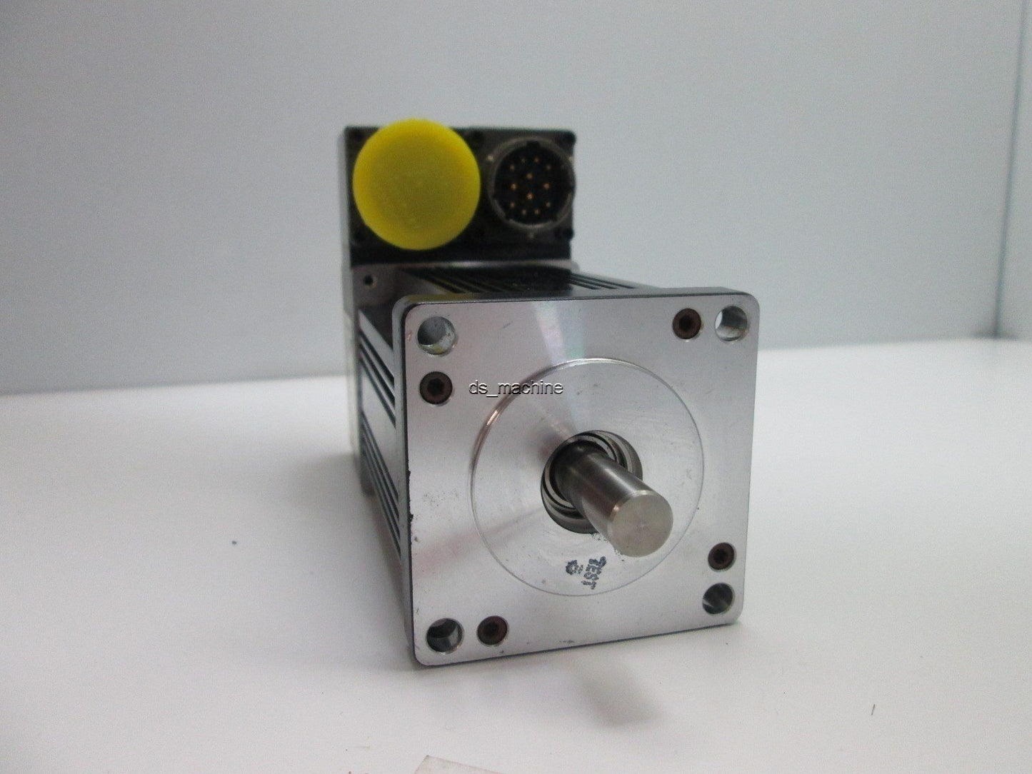 Used Parker Compumotor CM-MODIFY-219 Servo Motor, Nema 23, 3/8" Shaft Diameter