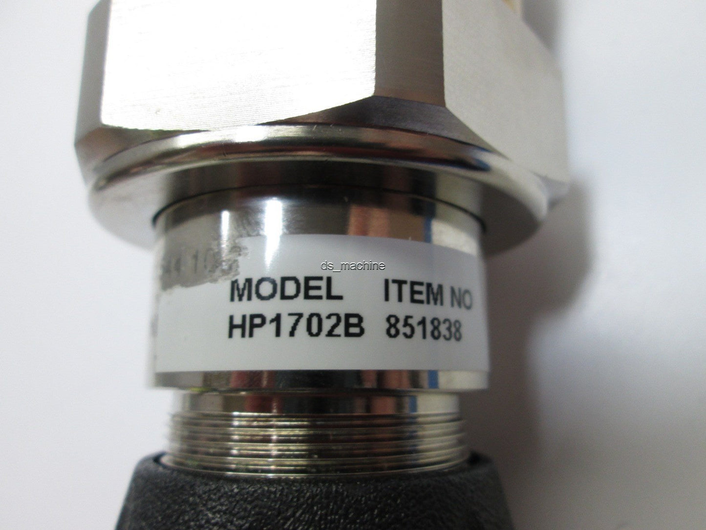 Used BOC HP1702B BOC941544 Brass Regulator, 230Bar Max/3000 PSI Max, 1/4" NPT