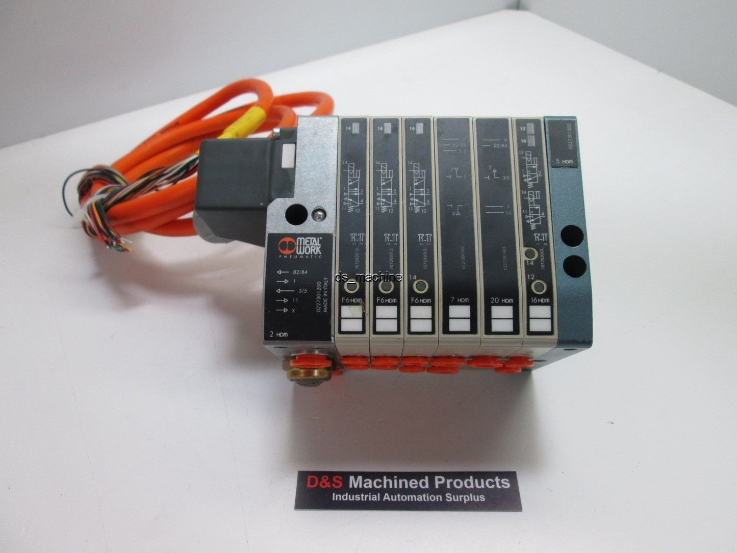 Used Metal Works 2HDM, x3 F6HDM, 7HDM, 20HDM, 16HDM, 5HDM Solenoid Valve Bank