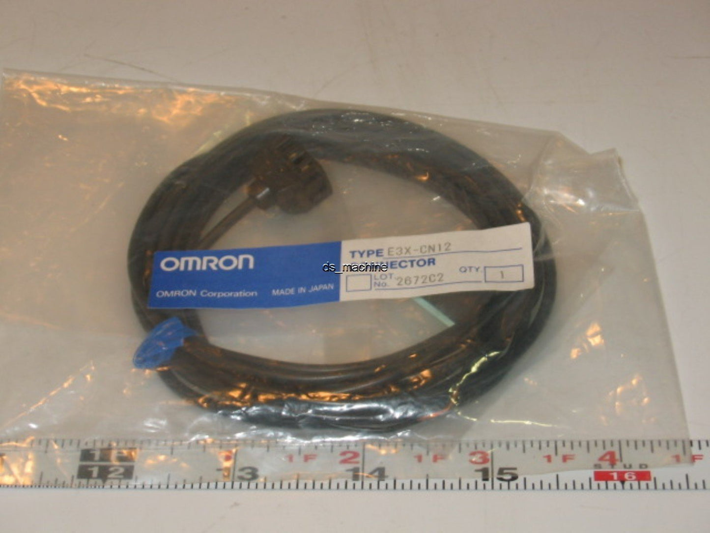 New Omron E3X-CN12 Slave Connector Cordset Cable, 3 Wire, 2 Meter