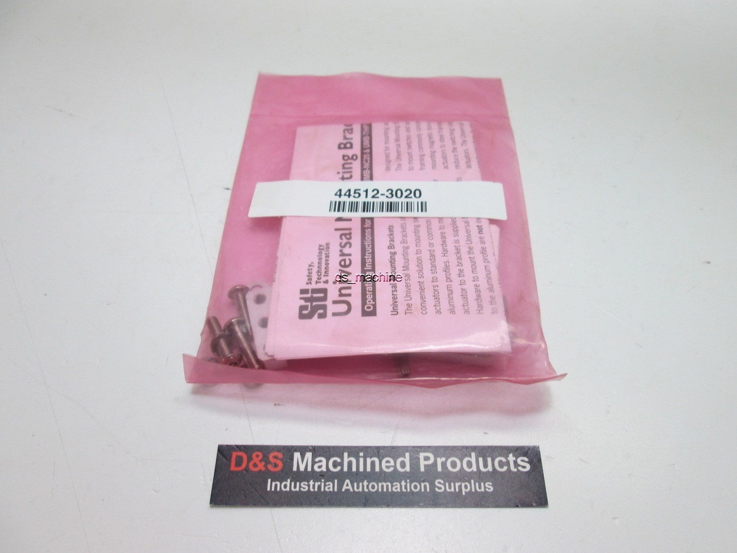 New Omron STI 44512-3020 Mounting Bracket