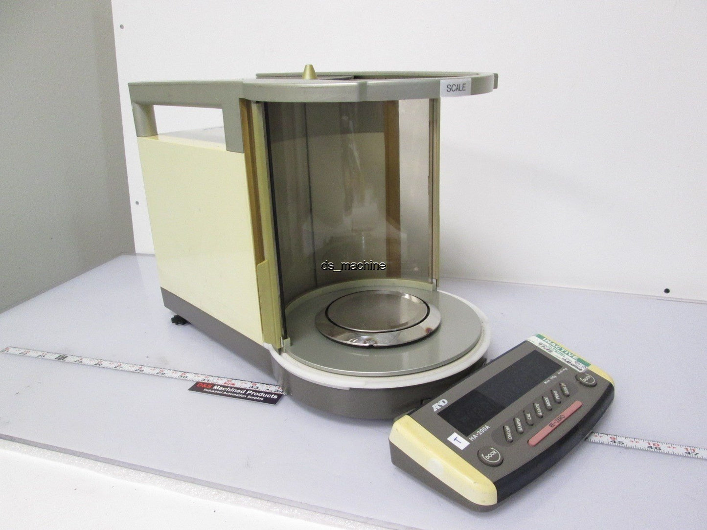 Used AND HA-200A Analytical Balance with Automatic Door 15VDC 0.8A w/ Power Supply