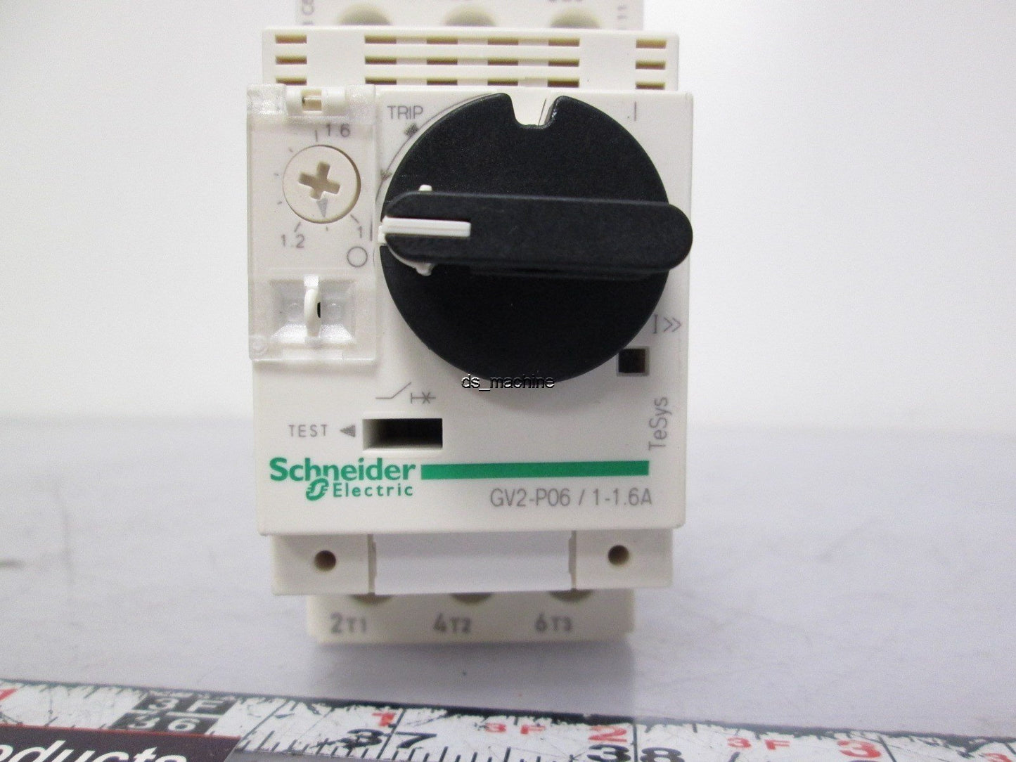 Used Schneider Electric GV2-P05/1-1.6A Manual Motor Starter 3 Pole 1-1.6A 480VAC