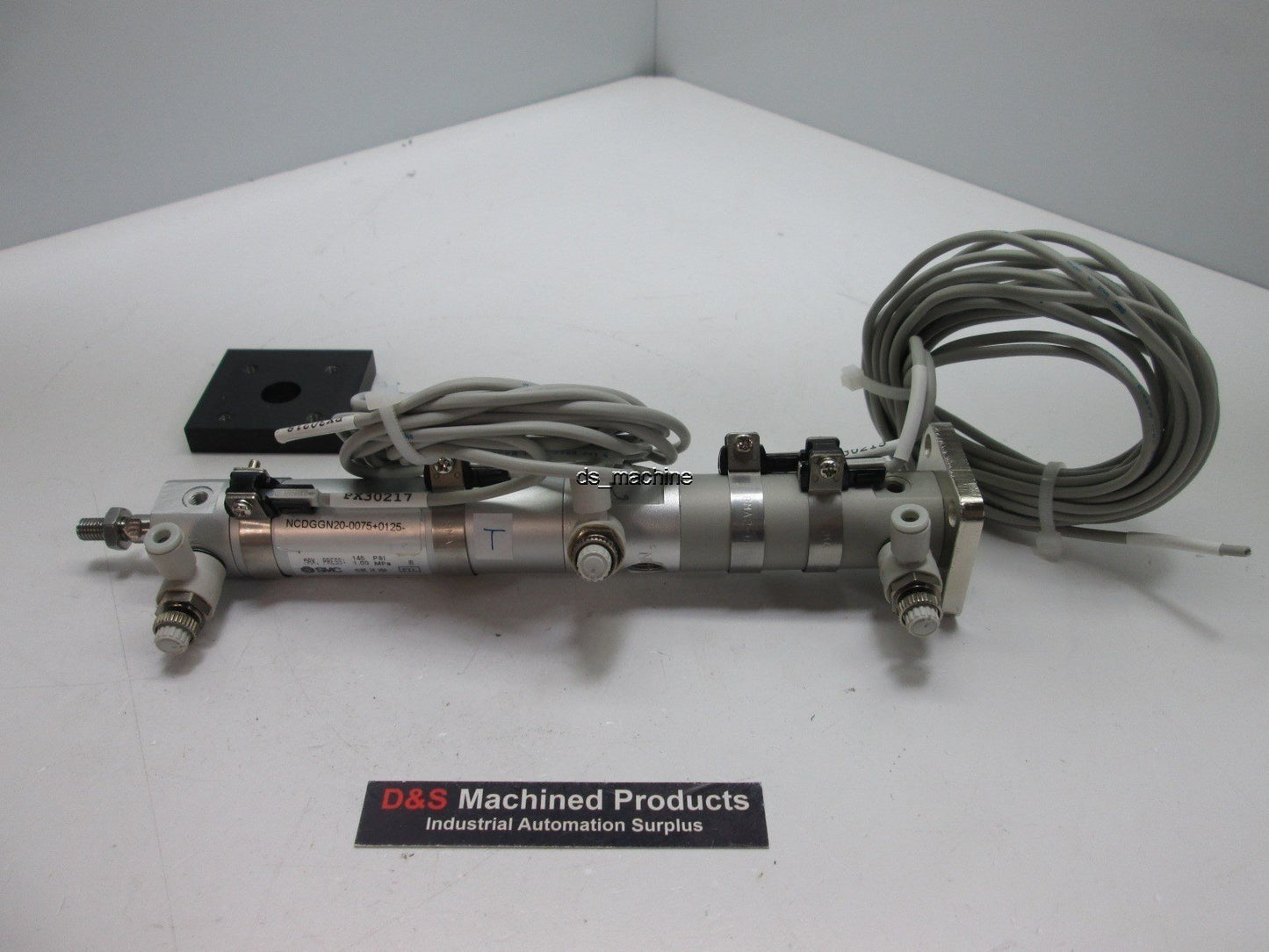 Used SMC NCDGGN20-0075+0125-M9NWM4-XC11 Air Cylinder w/x4 SMC D-M9NW Auto Switches