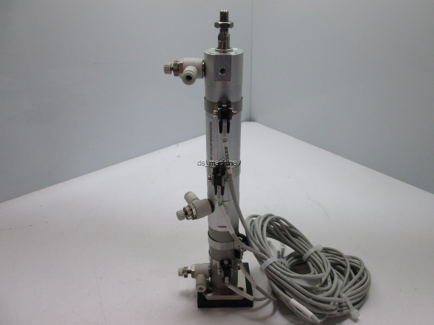 Used SMC NCDGGN20-0075+0138-M9NWM4-XC11 Air Cylinder w/x4 SMC D-M9NW Auto Switches