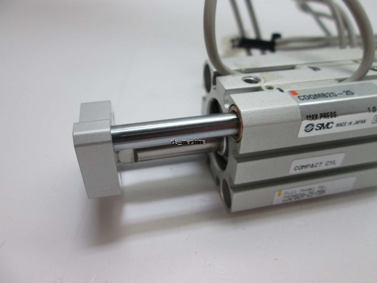 Used SMC CDQMB20-25-DM9N Compact Rod Cylinder 25mm Stroke, 20mm Bore, w/Auto Switches