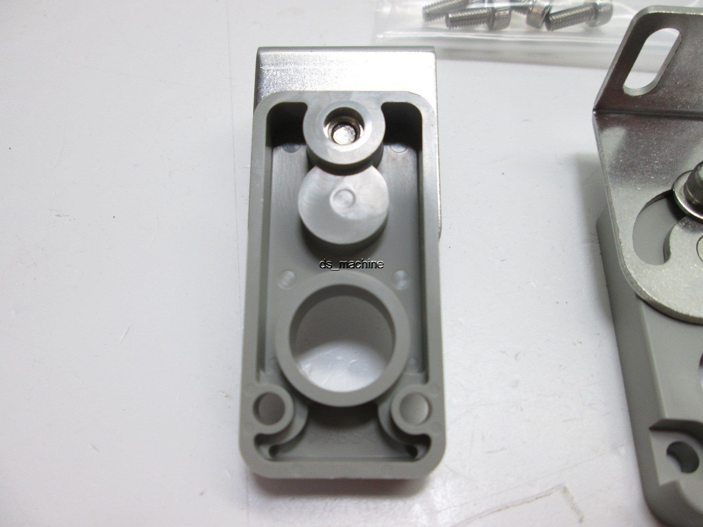 Used Lot of 2 SMC IZS30-BE End Brackets