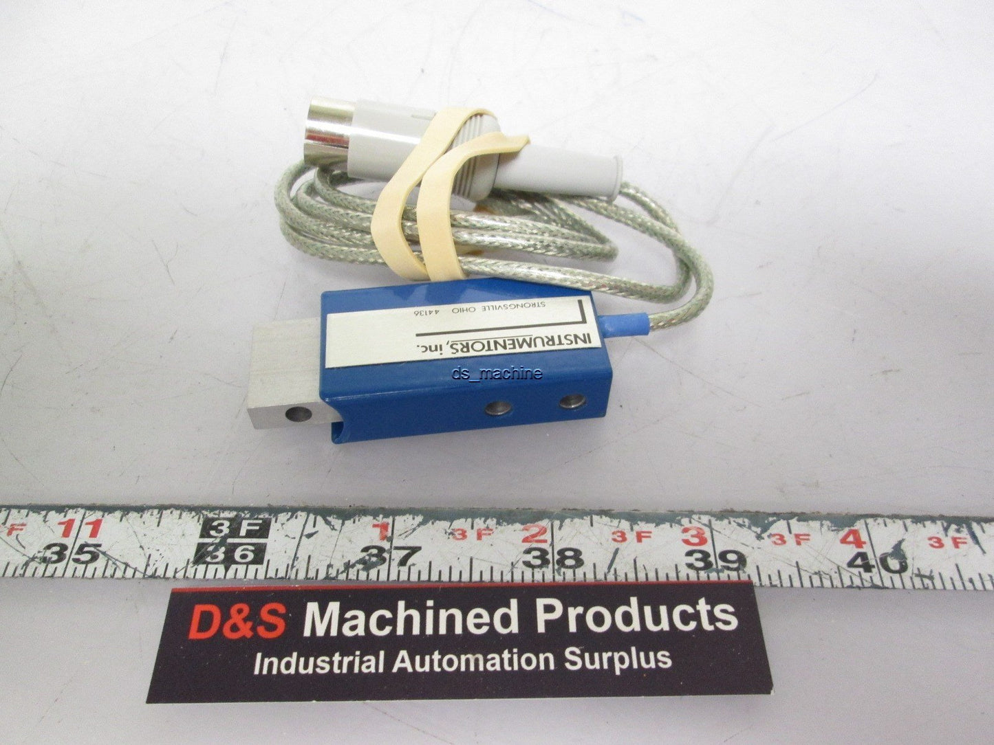 Used Instrumentors MB-5-5 Force Transducer 5 lbf Capacity 3mV/V Output 10VDC Exci