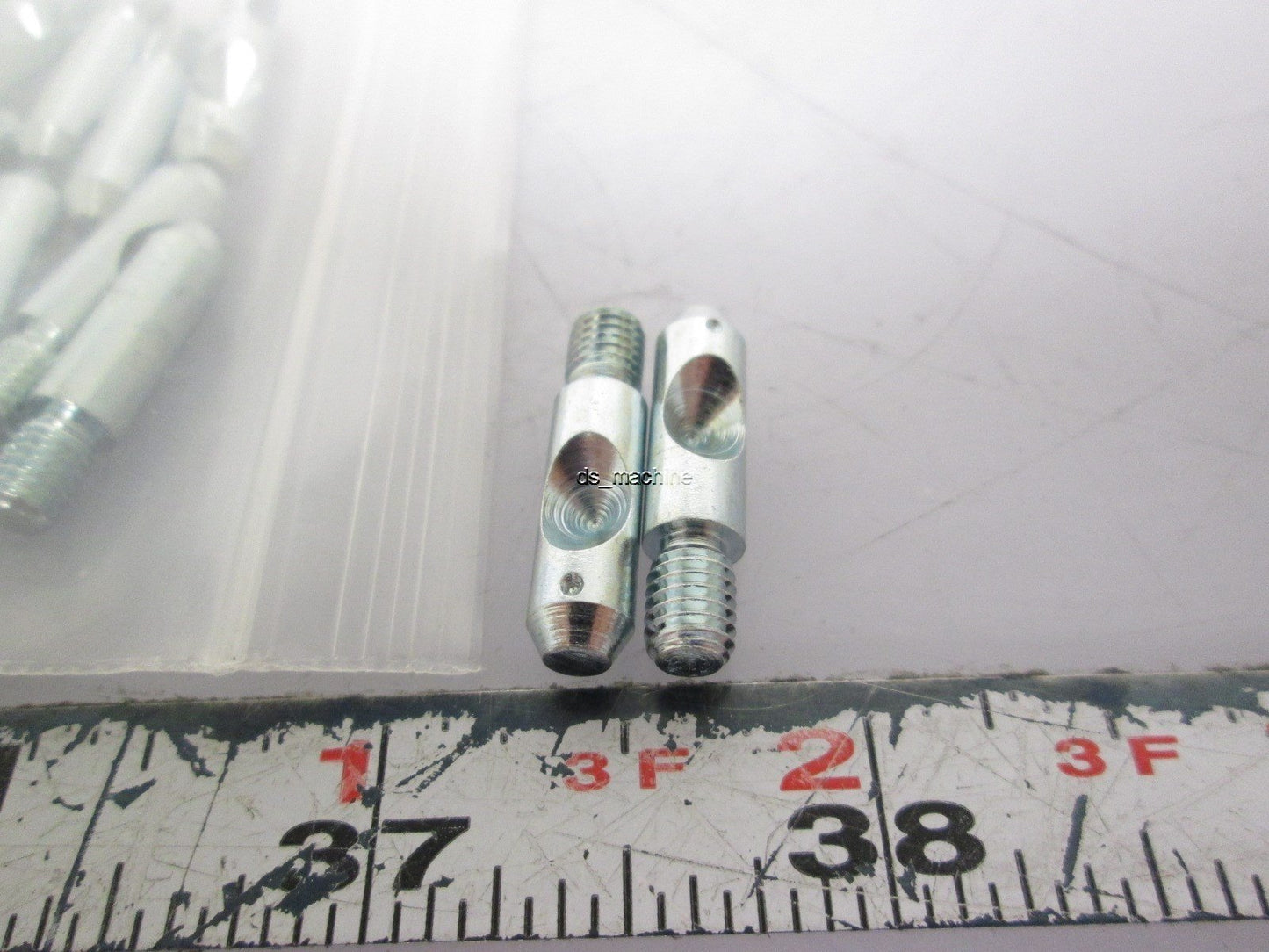 New Lot of 38 New Maytec 1.20.A2S2M5/7 Anchor Screws M5x7