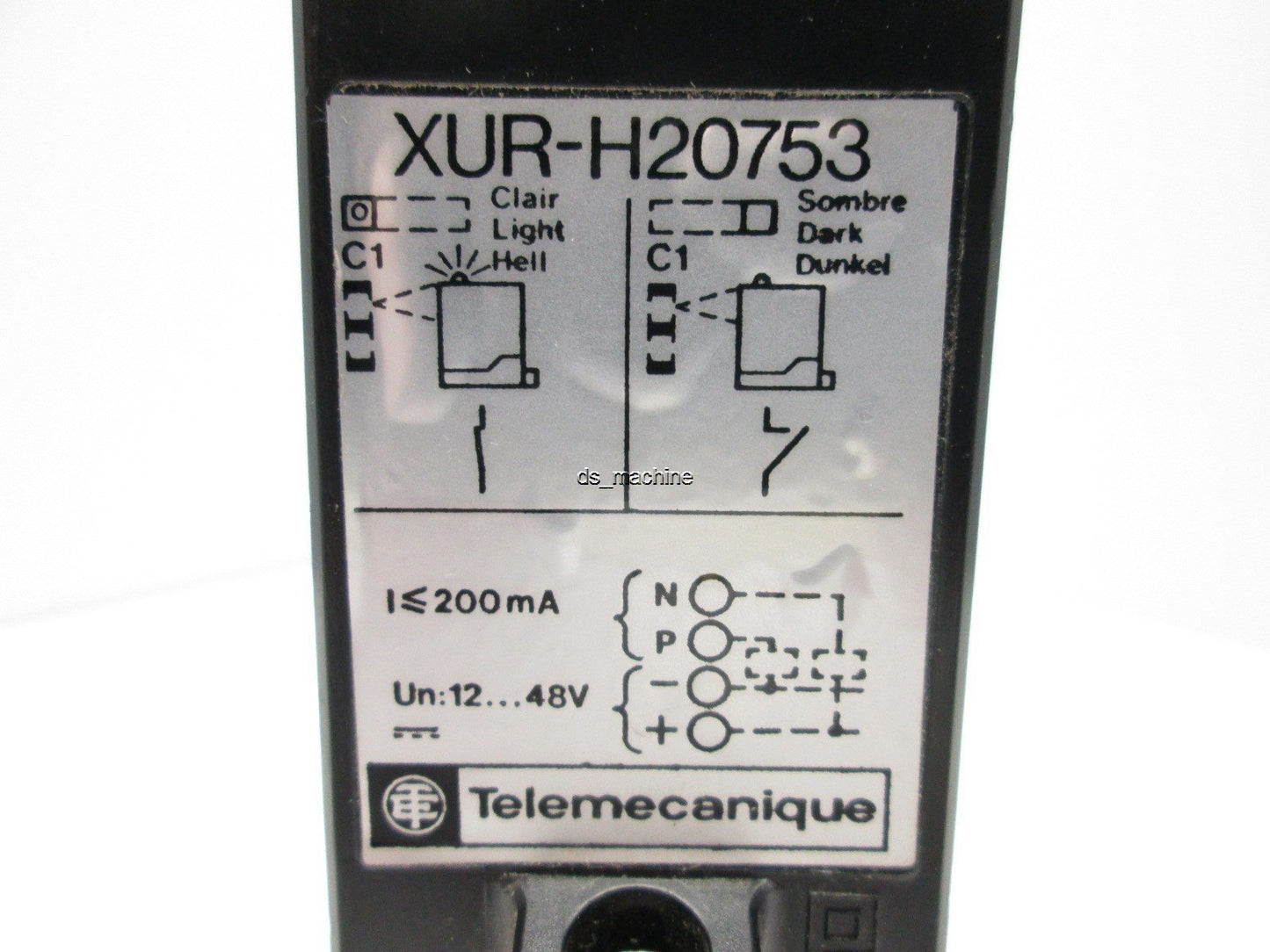 Used Telemecanique XUR-H20753 Photoelectric Sensor 12-48VDC