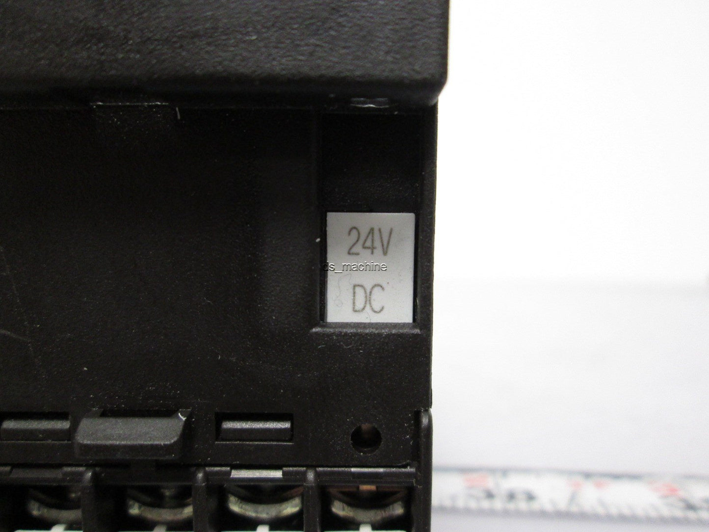 Used Eaton XTRM10A31 Contactor 24VDC Control Coil 600VAC 10A 250VDC 0.5A