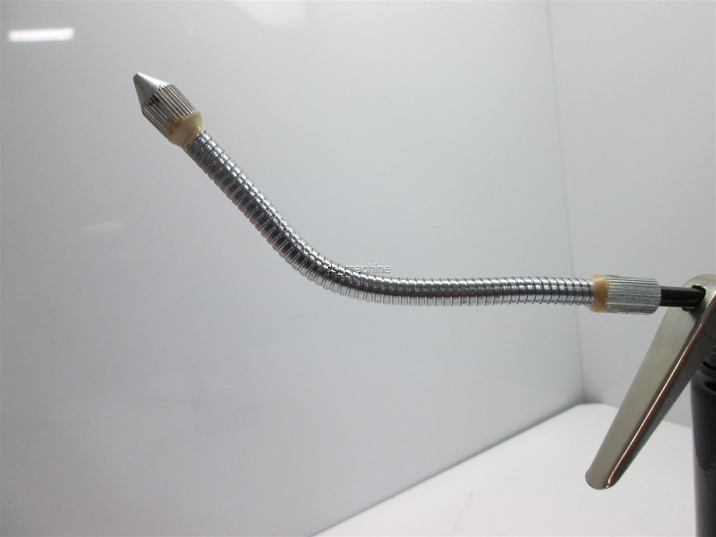 Used Plews LubriMatic 50-573 1 Pint Flex