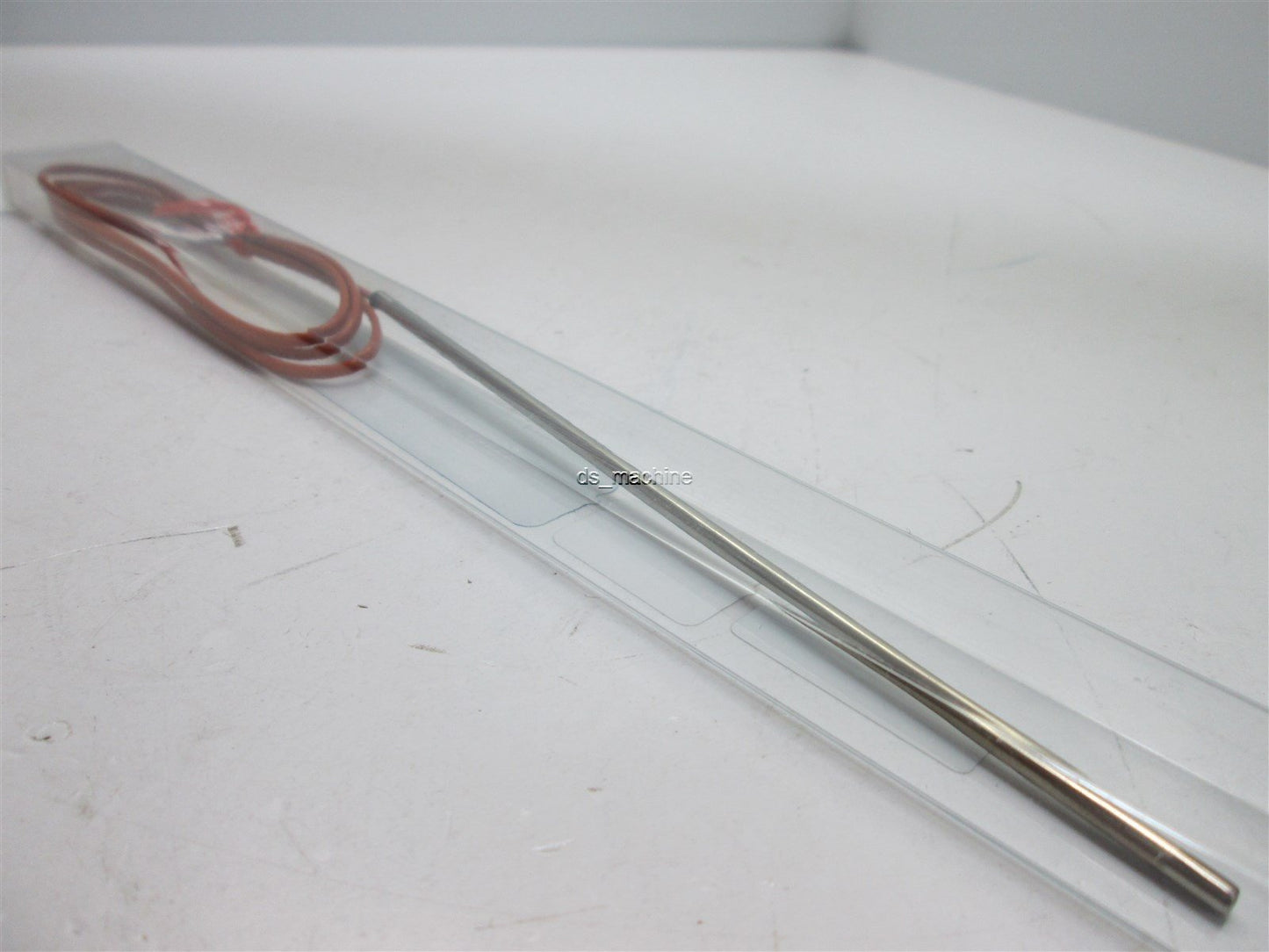 New Omega HTT36-J-18G-6 Thermocouple Temperature Probe