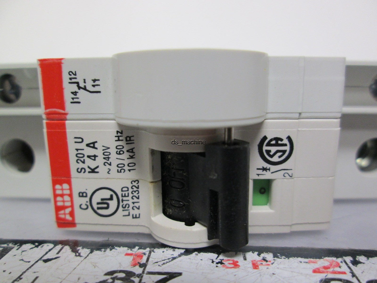 New ABB S201UK4 Single Pole 4A Circuit Breaker w/ S2C-H6RU Auxiliary Contact 1NO 1NC