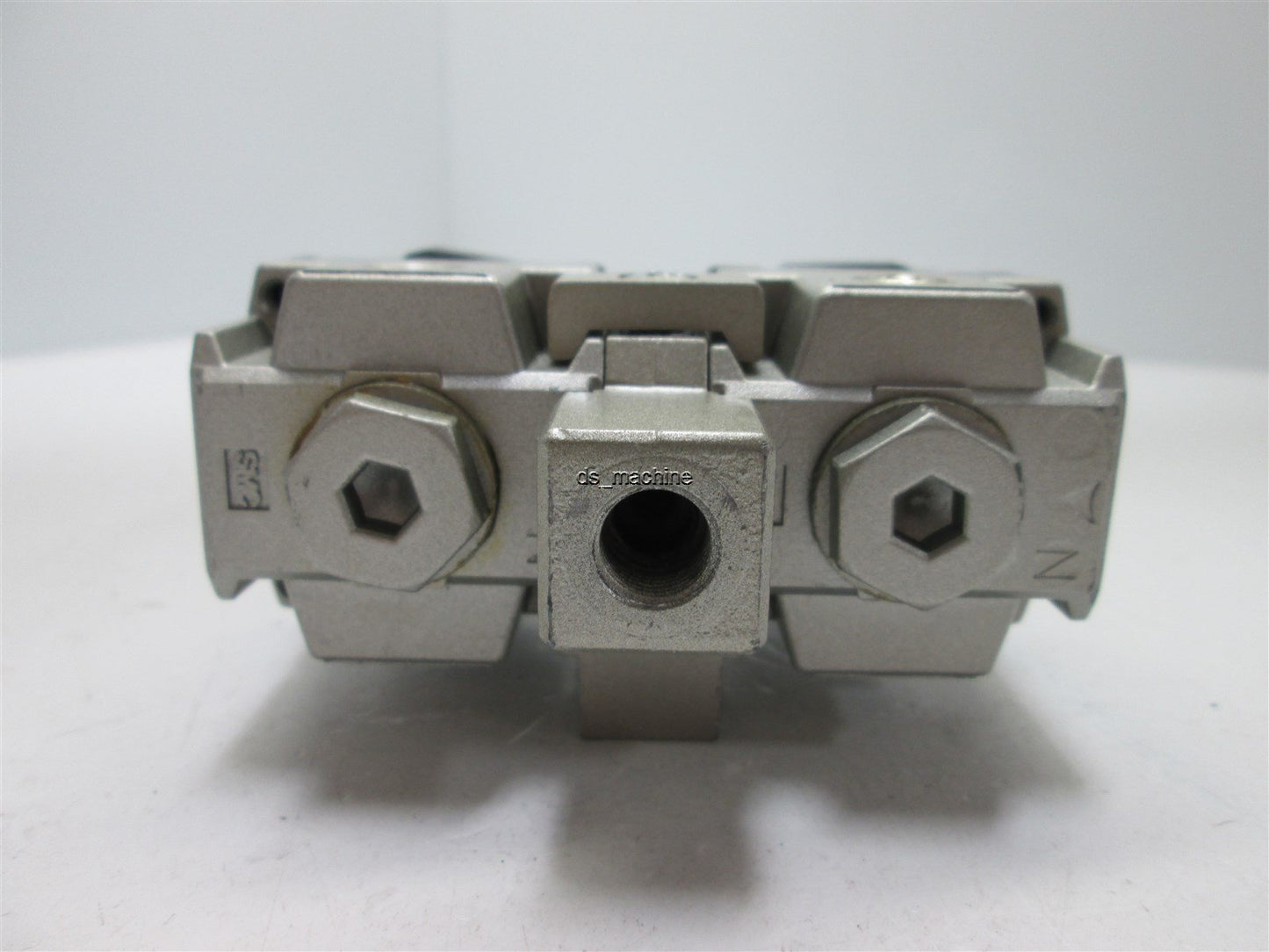 Used SMC NAR2000 - N02 Air Regulator 0.05~0.85MPa & A-389-000057