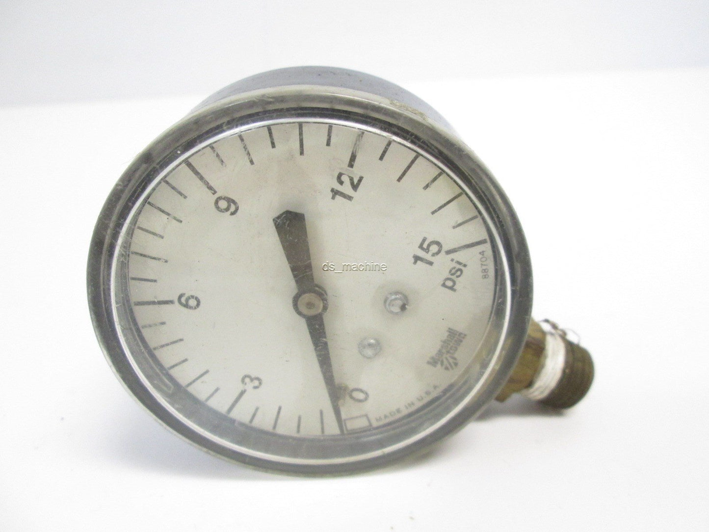 Used Marshall Town Pressure Gauge, 0-15PSI, 1/4"NPT, 2.62" Dia. Dial
