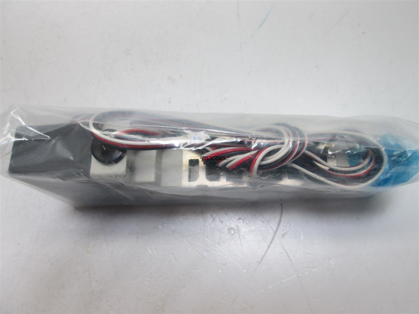 New SMC VQ4250-5H Solenoid Valve, 5 Port, 0.15-1.0MPa, 24VDC