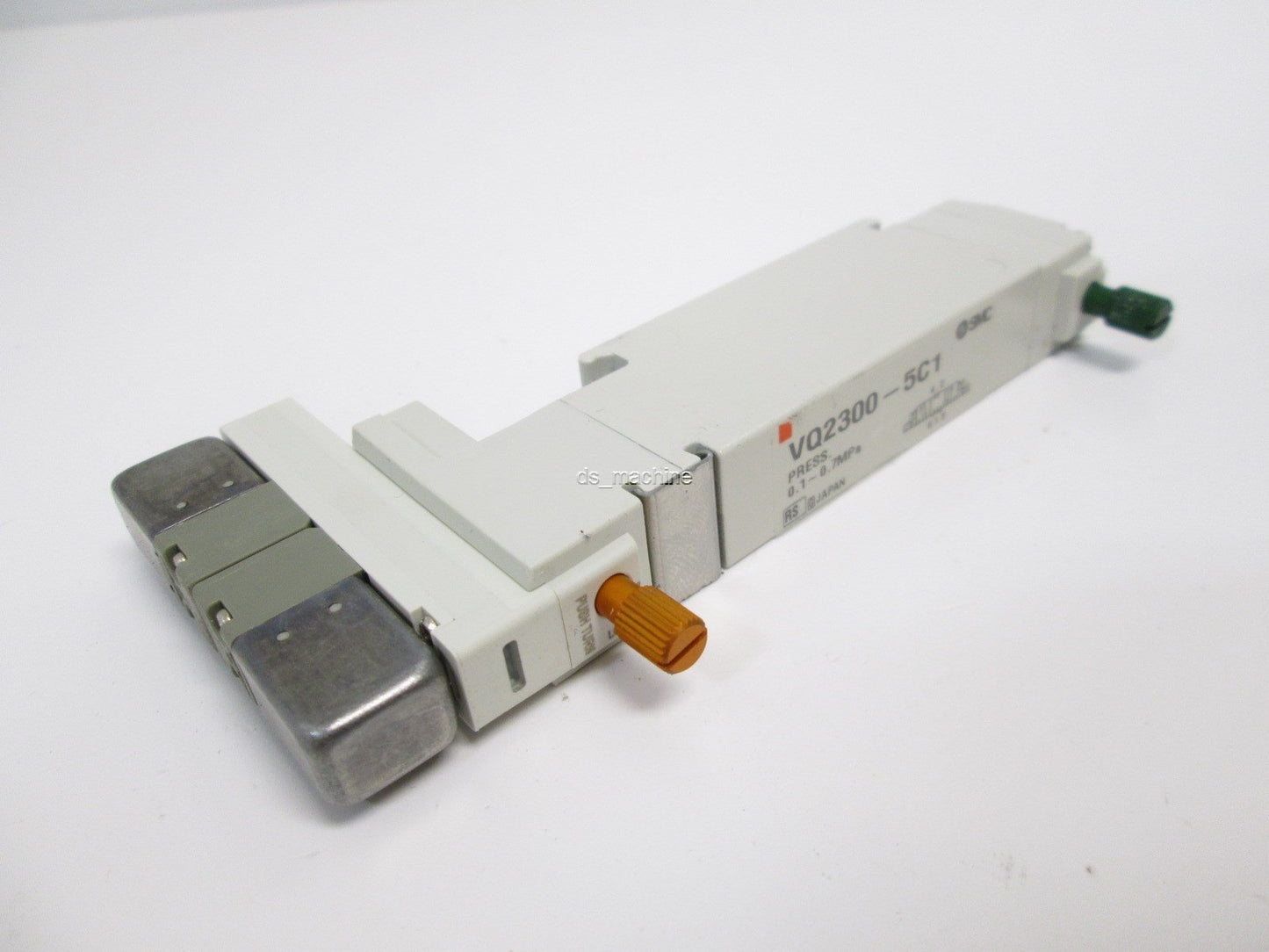 Used SMC VQ2300-5C1 Solenoid Valve, VQ2000, 5-Port, 3-Position Closed Center, 24VDC