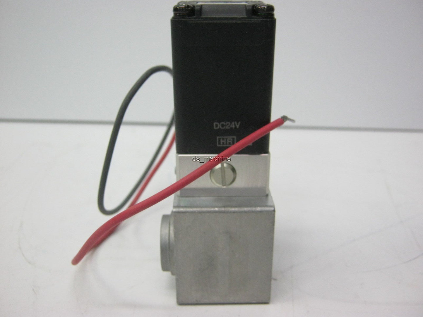 New – Open box SMC VCA35-5GB-7-04N Direct Operated 2-Port Solenoid Valve 7mm Orifice