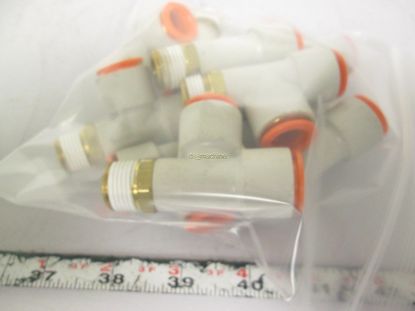 New Lot of 9 New SMC KQ2Y13-36S Pneumatic Male Run Tee 1/2" Tube 3/8" Thread