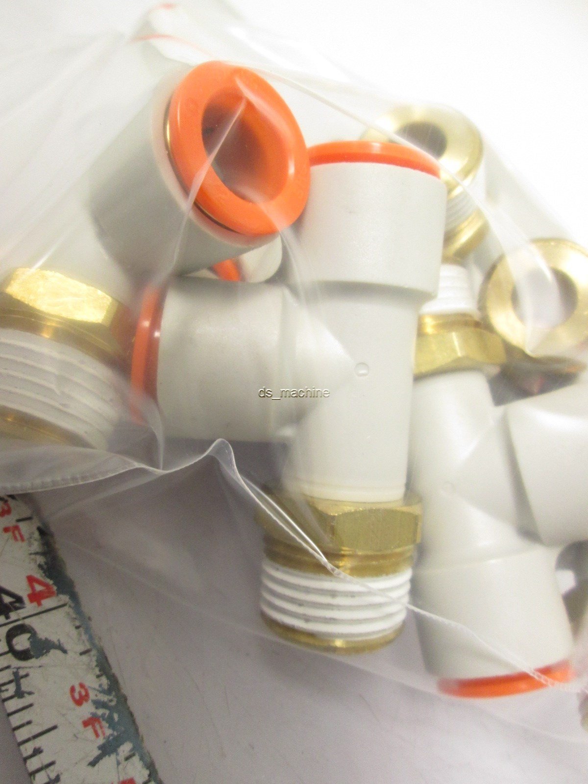 New Lot of 10 New SMC KQ2Y13-37S Pneumatic Male Run Tees 1/2" Tube 1/2" NPT