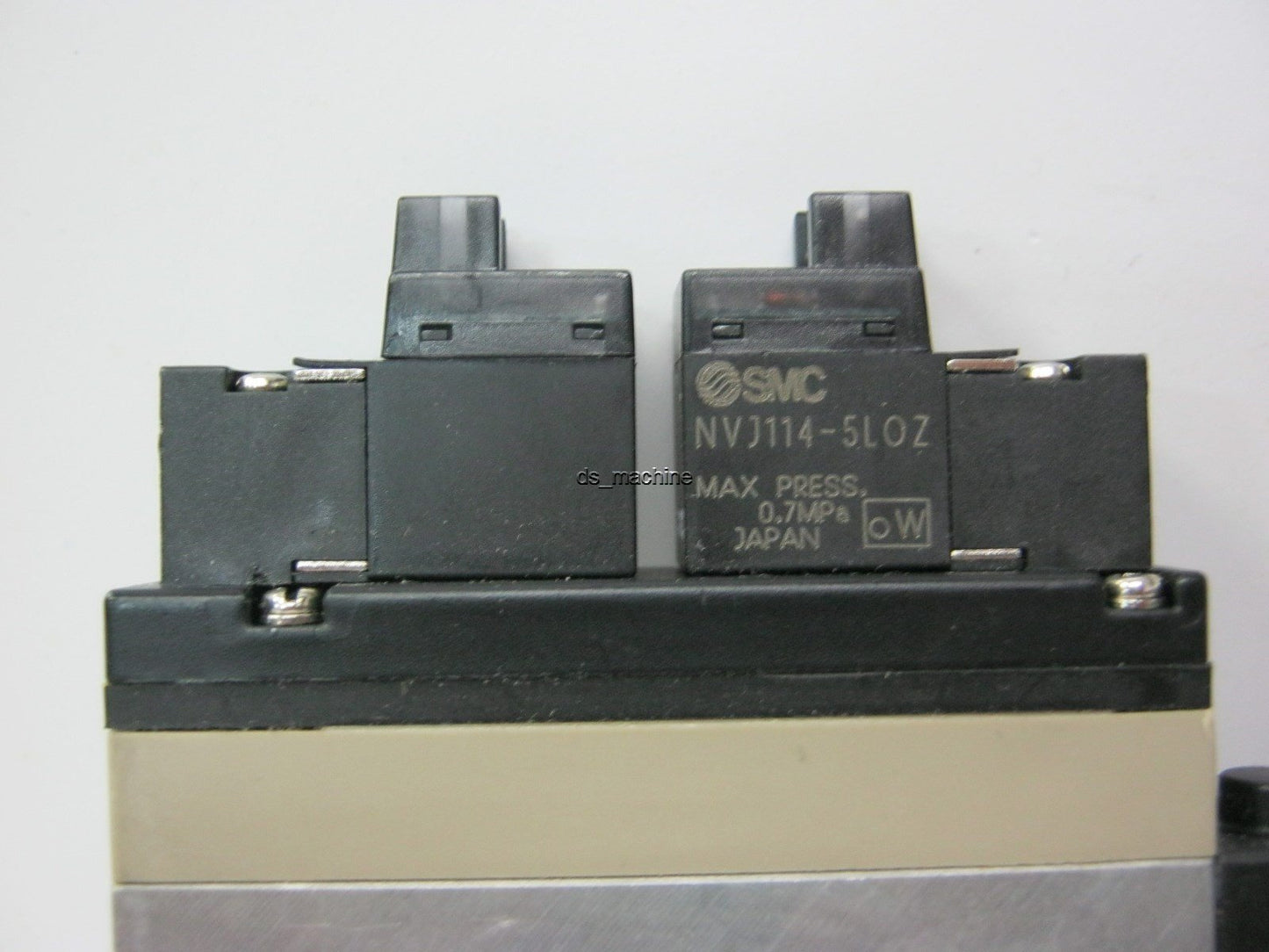 Used SMC NZM133MT-K5LOZ-E55L Vacuum Ejector 24VDC Solid State PNP