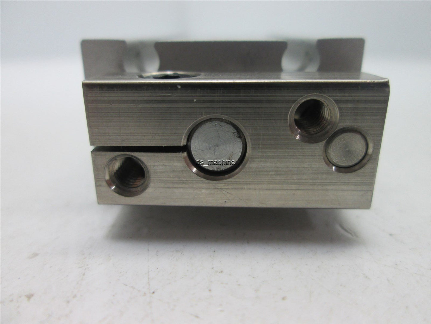 New SMC CDUK16-25D-XC34 Compact Cylinder 50mm Stroke