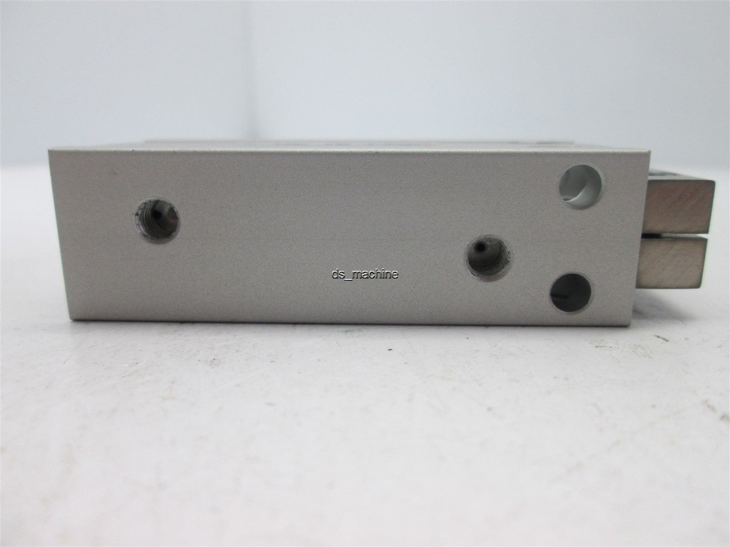 New SMC CDUK16-25D-XC34 Compact Cylinder 50mm Stroke
