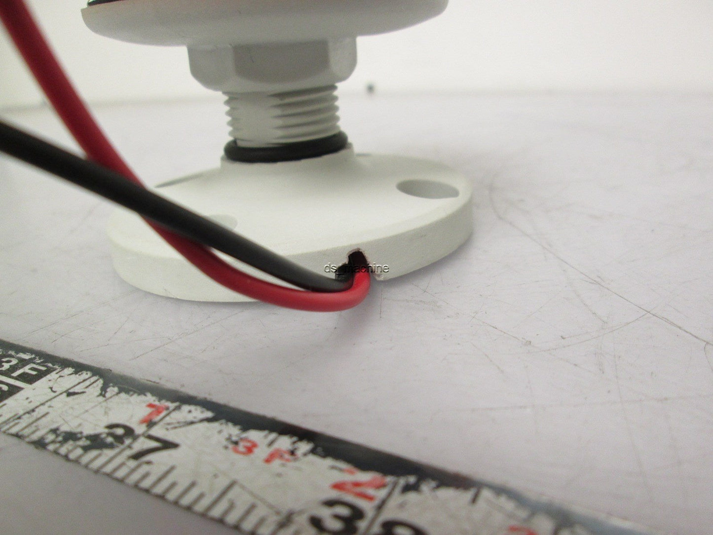 Used Sinena Ovolux-F Light Beacon Amber 24VAC/DC 10W BA15D Bulb