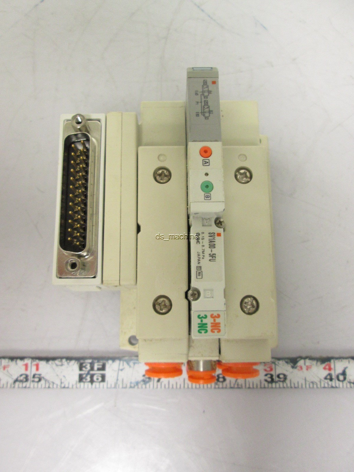 Used SMC SV1A00-5FU Solenoid Valve w/ 25-Pin D-Sub Termination 3 Port NC 24VDC