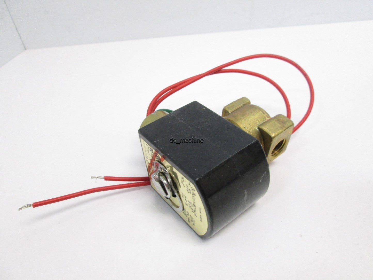 Used Parker 04F20C2114BDF4C15 Solenoid Valve, 220/240VAC, 0-100 PSI Air Water Oil