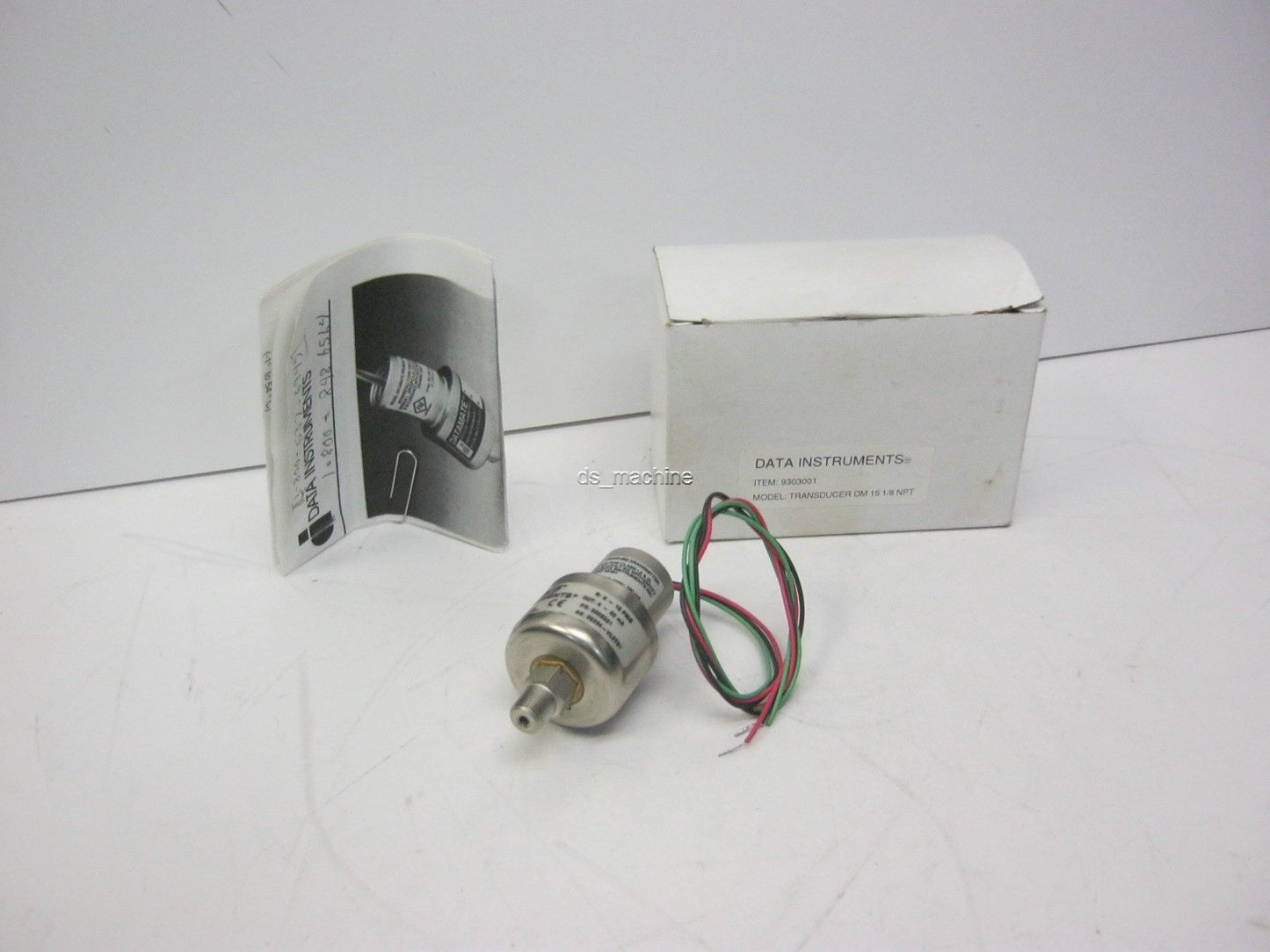 Used Data Instruments Datamate 9303001 Pressure Transmitter 0-15PSI 1/8 NPT