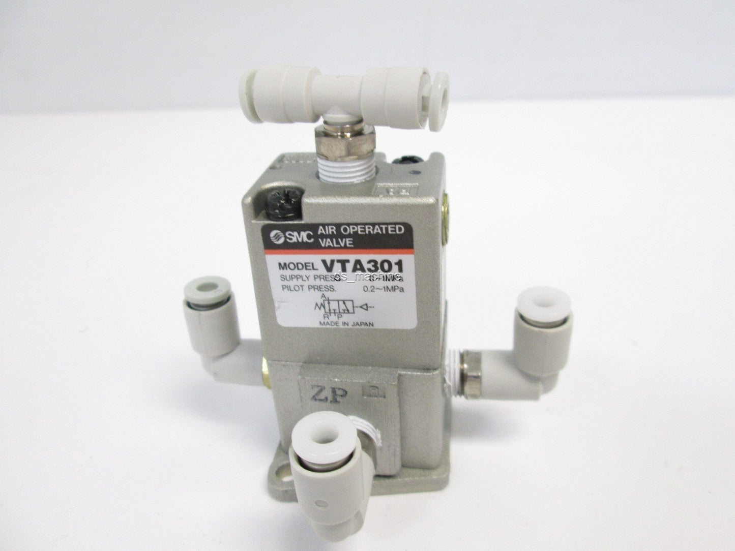 Used SMC VTA301 Air Operated Valve 1/8" NPT, 3-Port, 0-1MPa Supply, 0.2-1MPa Pilot
