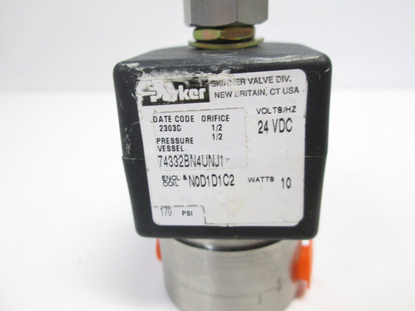 Used Parker 74332BN4UNJ1 N0D1D1C2 2-Way Solenoid Valve, 170PSI, 24VDC, 10W, 1/8"