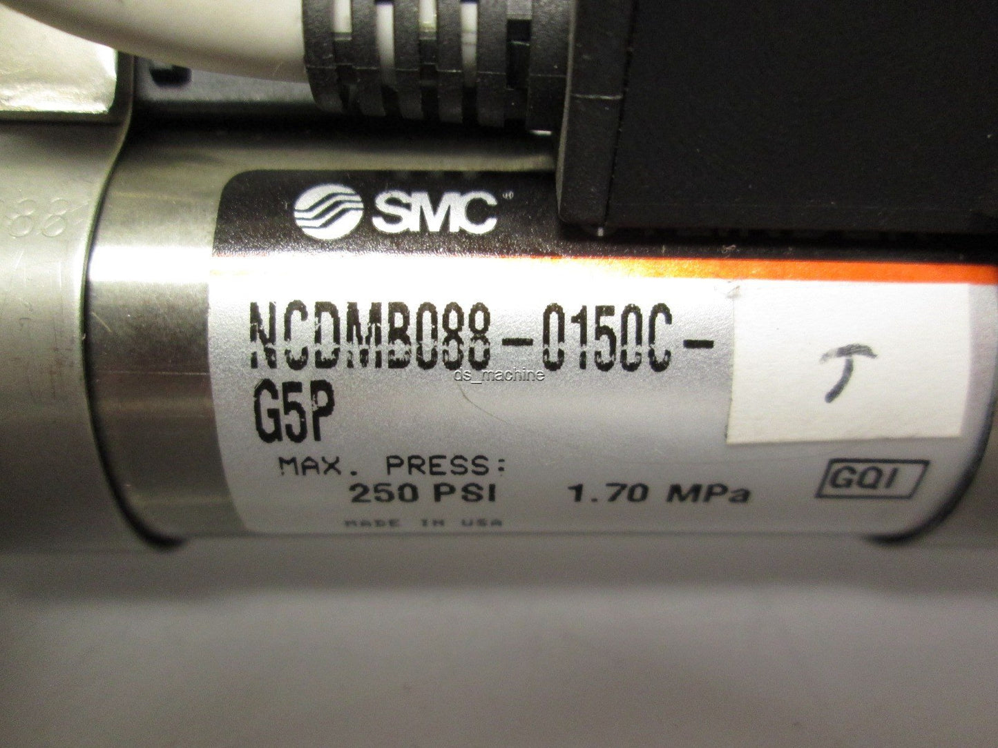 Used SMC NCDMB088-0150C-G5P Round Body Cylinder 7/8" Bore 1.5" Stroke w/Auto Switches