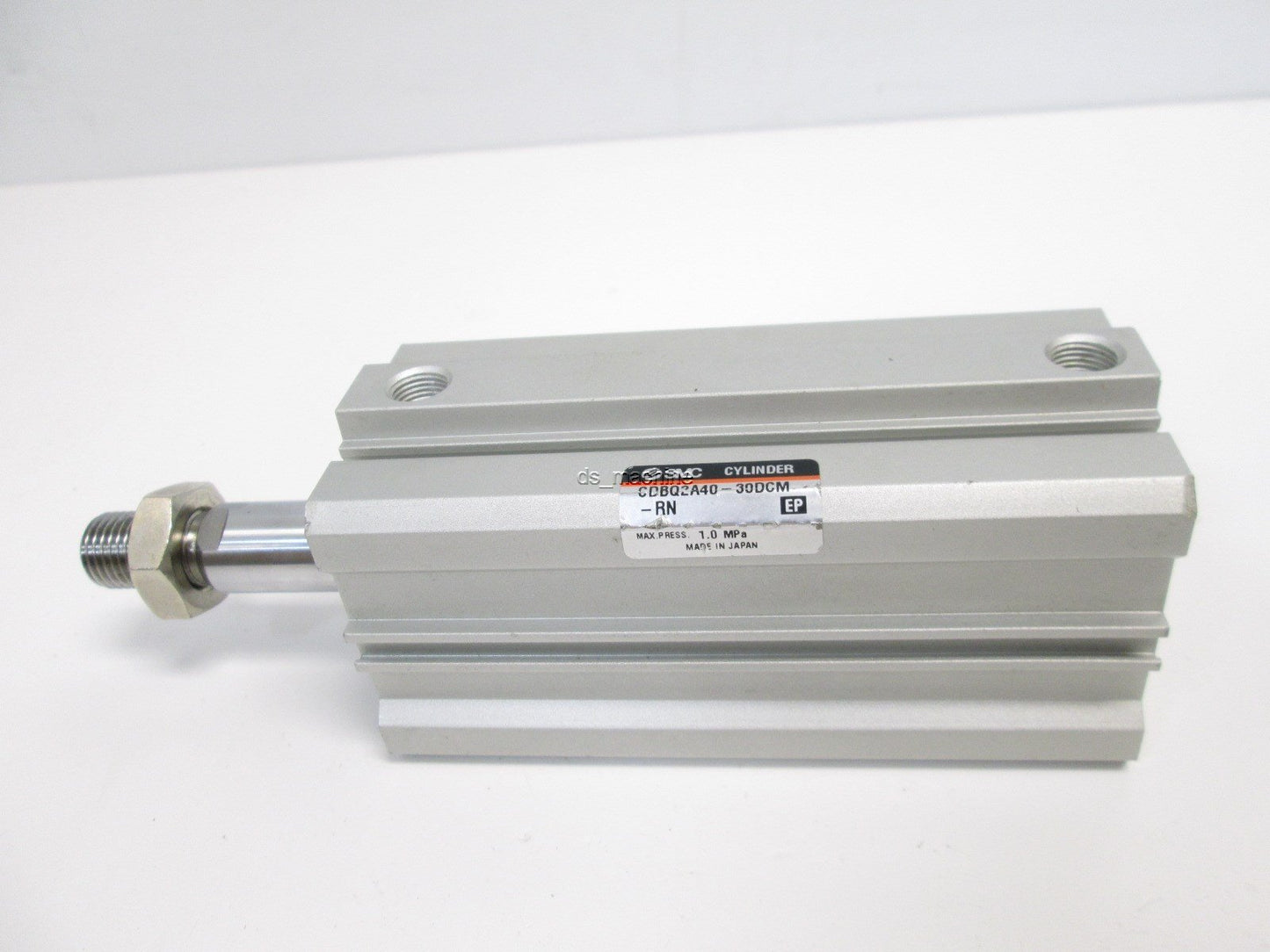 Used SMC CDBQ2A40-30DCM-RN Compact Cylinder, Locking, 40mm Bore, 30mm Stroke