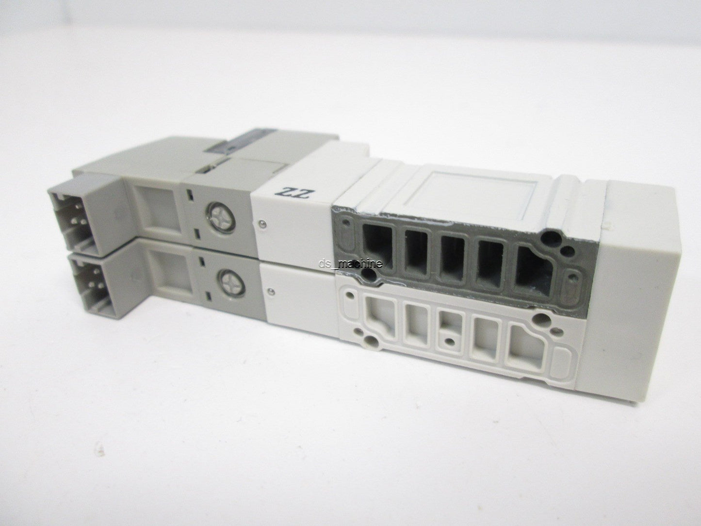 New SMC SY3245-5 Pneumatic Solenoid Valve, Dual Body, 5-Port, 2-Pos Double, 24V