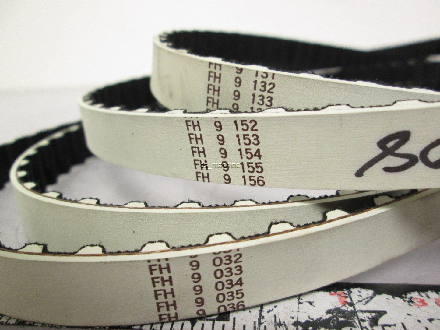 New Lot of 4 New FH 9 Timing Belt 9mm Pitch Trapezoid 2mm Thick Belt 24" LnIn