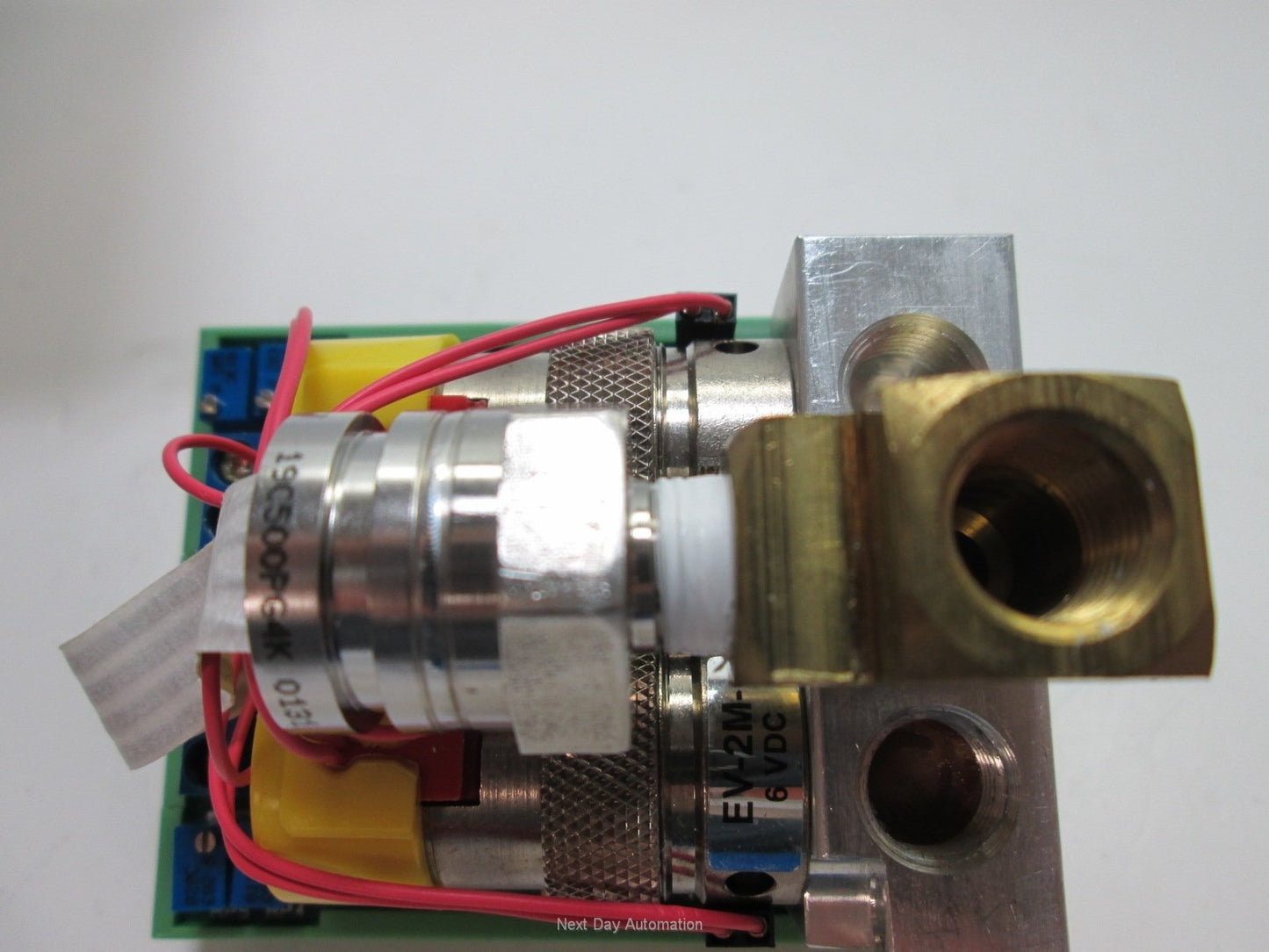New Marsh Bellofram 110TE0G500D0000 Analog Circuit-Card Regulator, 15-24VDC