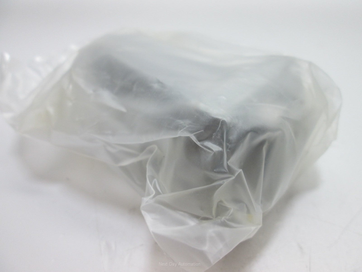 New Misumi LHICWF20 Flanged Linear Bushings, Double Bushings with Pilot