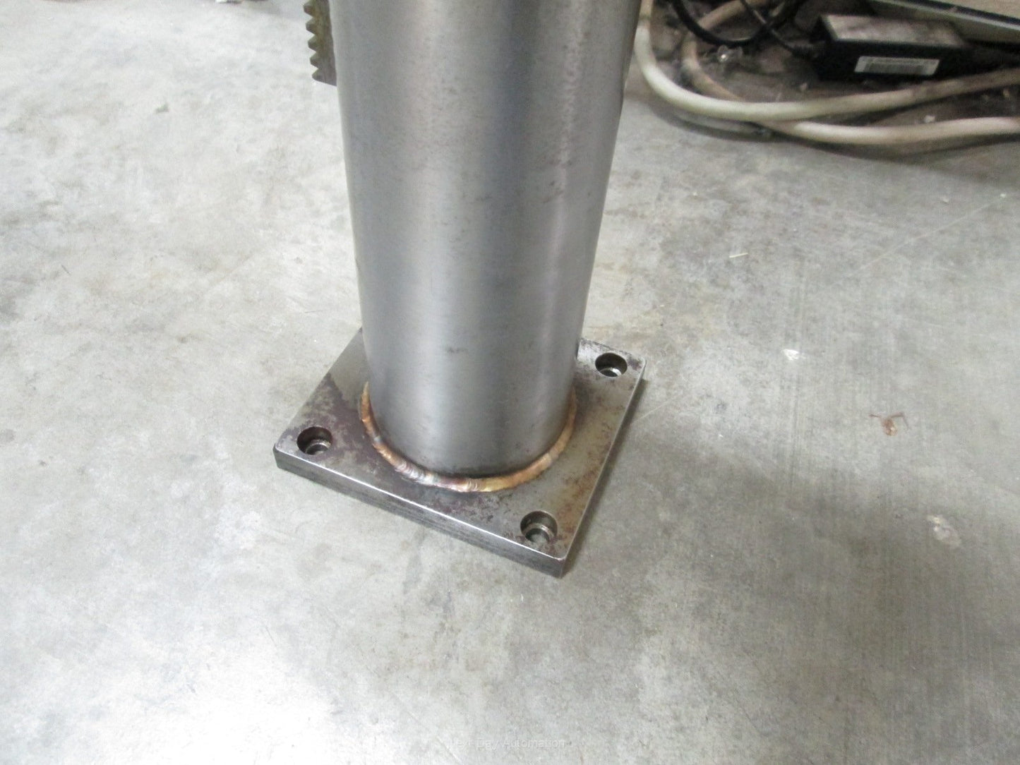 Used Height Adjustment Pole, Steel, 3" Diameter, 24.5"H, 12" Travel