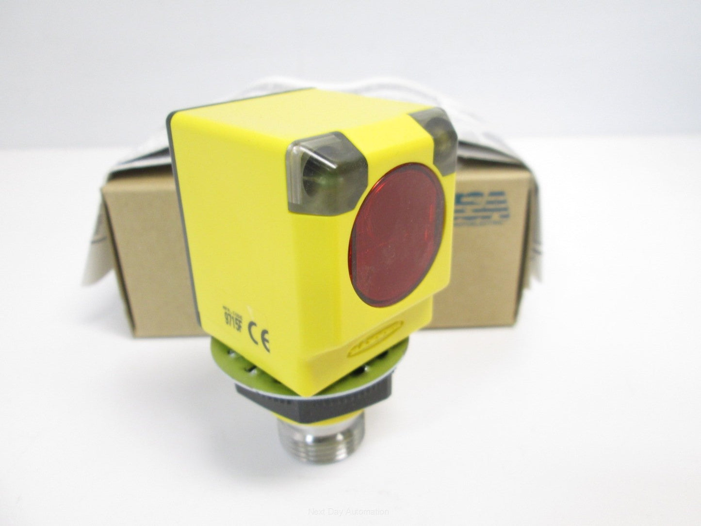 New Banner Q40RW3LPQ21 Polarized Retroreflective Sensor, 6m Range, 20-250V, QD