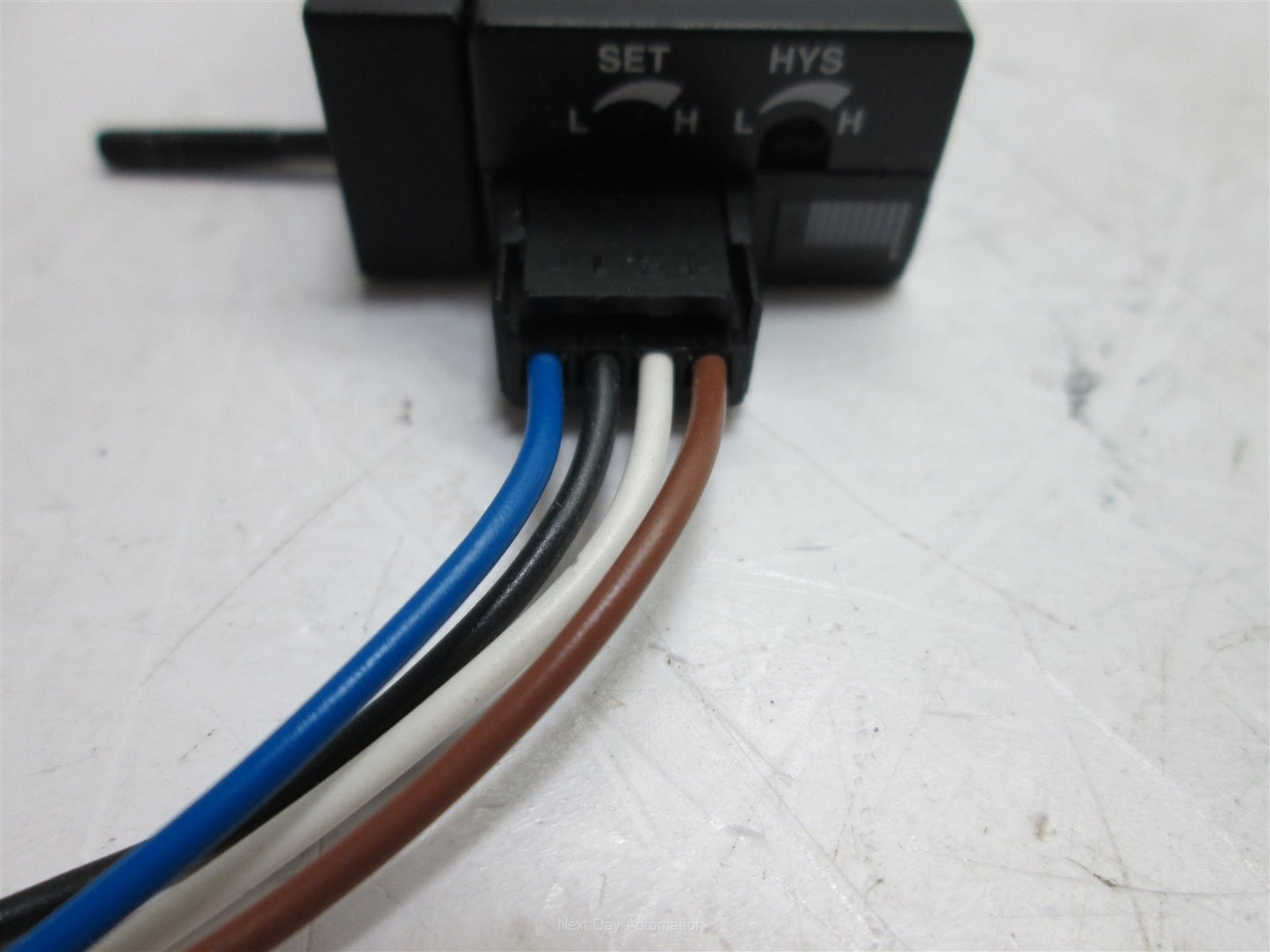 Used SMC ZSE1-00-15-CN Compact Vacuum Switch, 0-101kPa (0-14.64psi), 12-24VDC