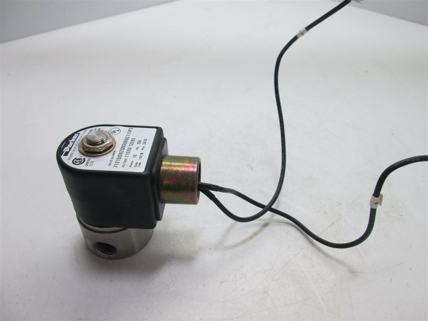 Used Parker 71215SN2GN00N0C111P3 Solenoid Valve, Two-way, N/C, 1/4" NPT Ports, 316 SS