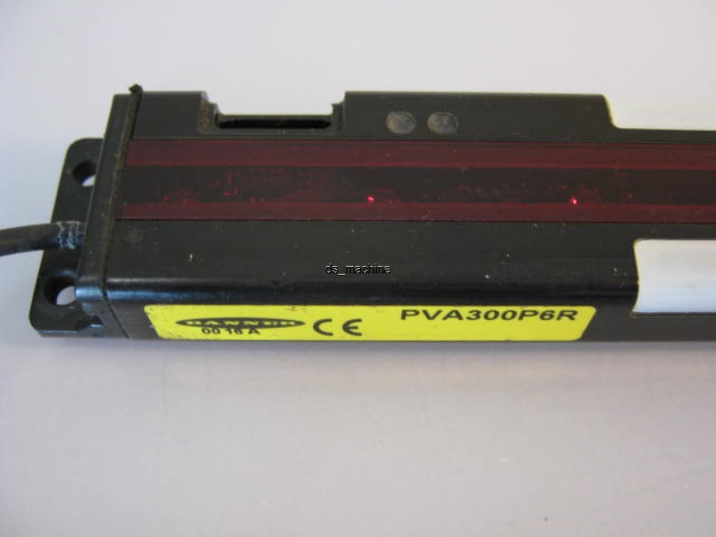 Used Banner PVA300P6R (50790) Light Screen Receiver