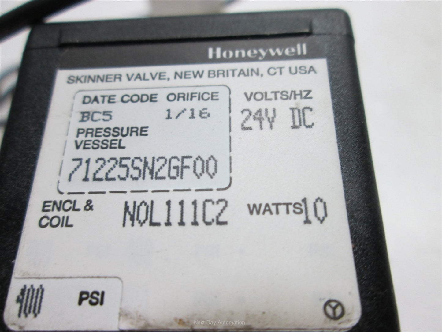 New Honeywell 71225SN2GF00 Valve With N0111C2 Coil, Coil: 24VDC 10W, 1/4 NPT