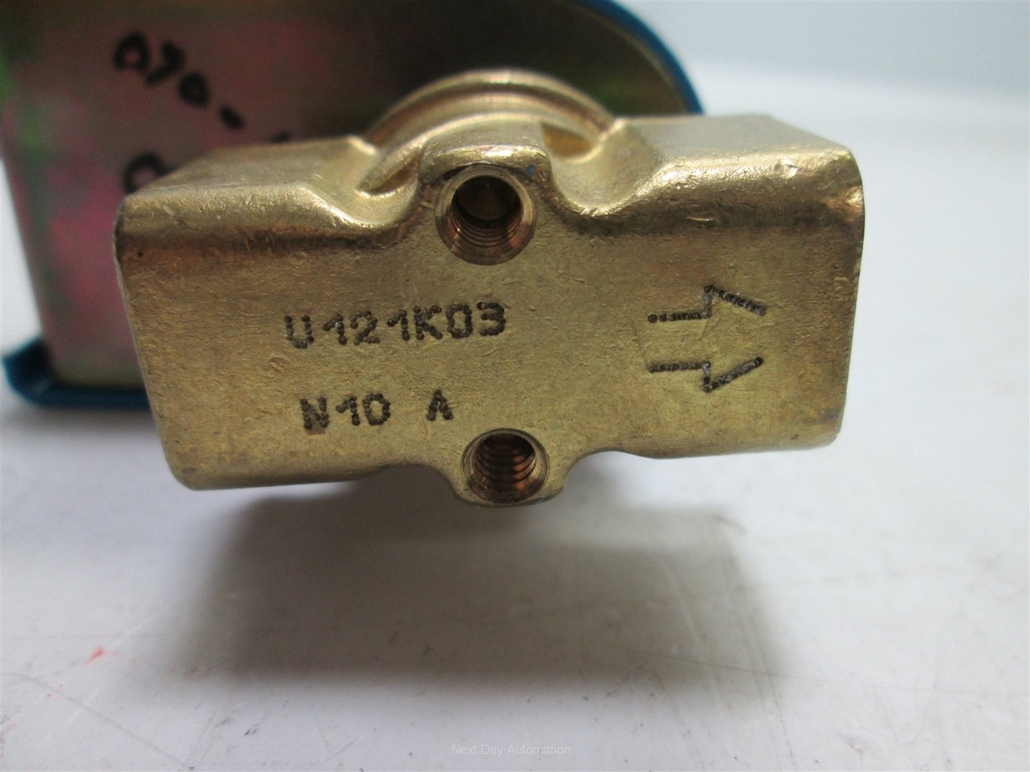 Used Honeywell 702N8A3BN Solenoid Valve, 110/120VAC 50/60Hz, 22W, 1/4" NPT Ports