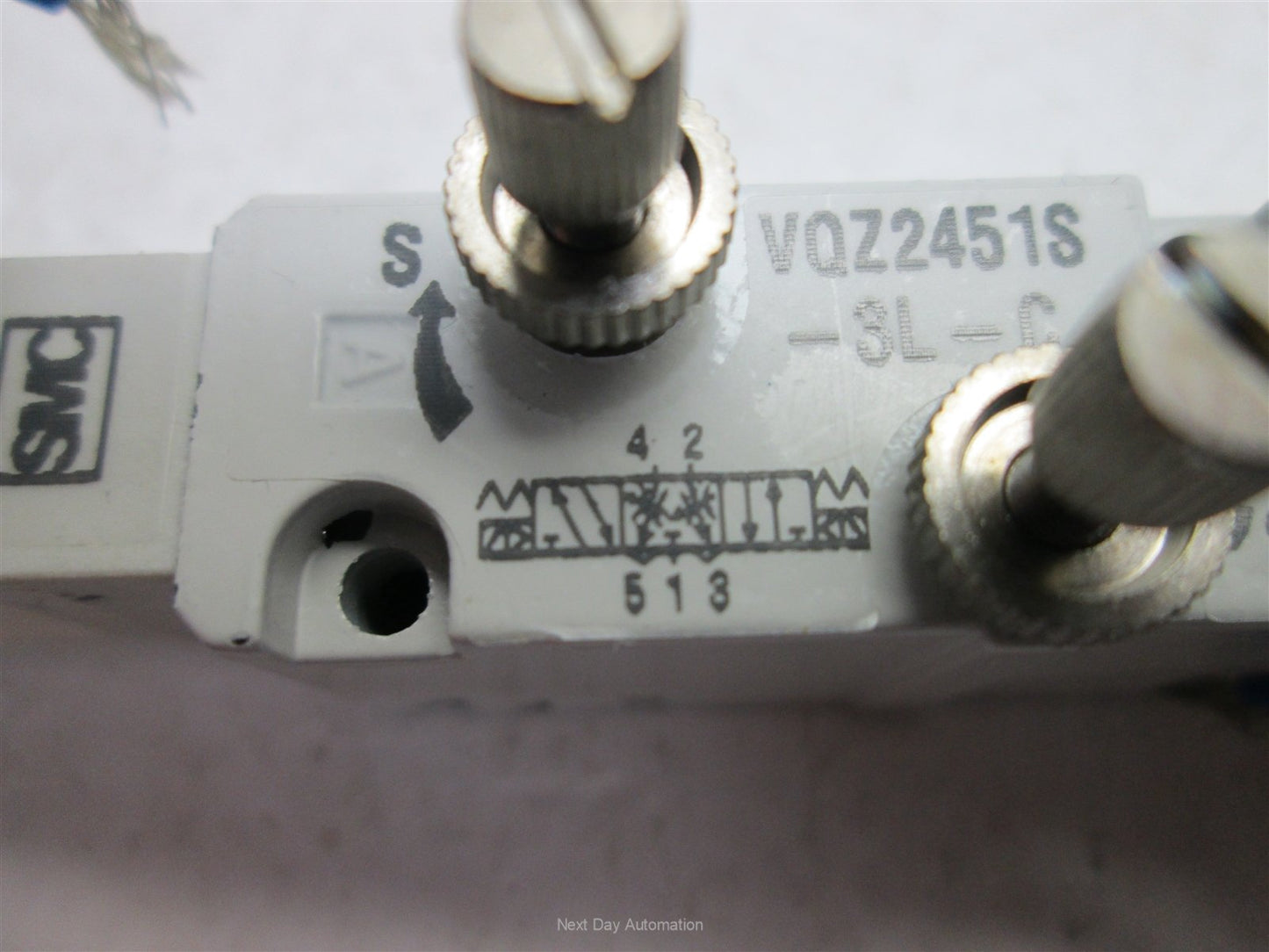 New SMC VQZ2451S-3L-C Solenoid Valve, 5-Port, Coil: 110VAC (115VAC) 50/60Hz