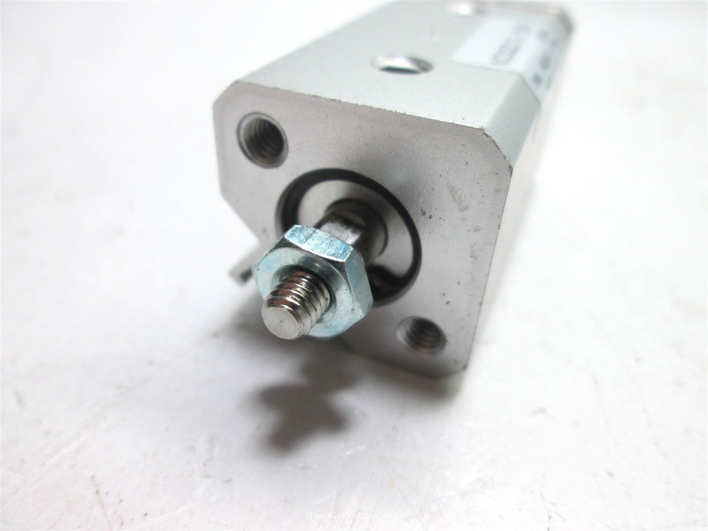 New SMC NCDQ2D12-15DM Compact Cylinder, Bore: 12mm, Stroke: 15mm, Ports: M5