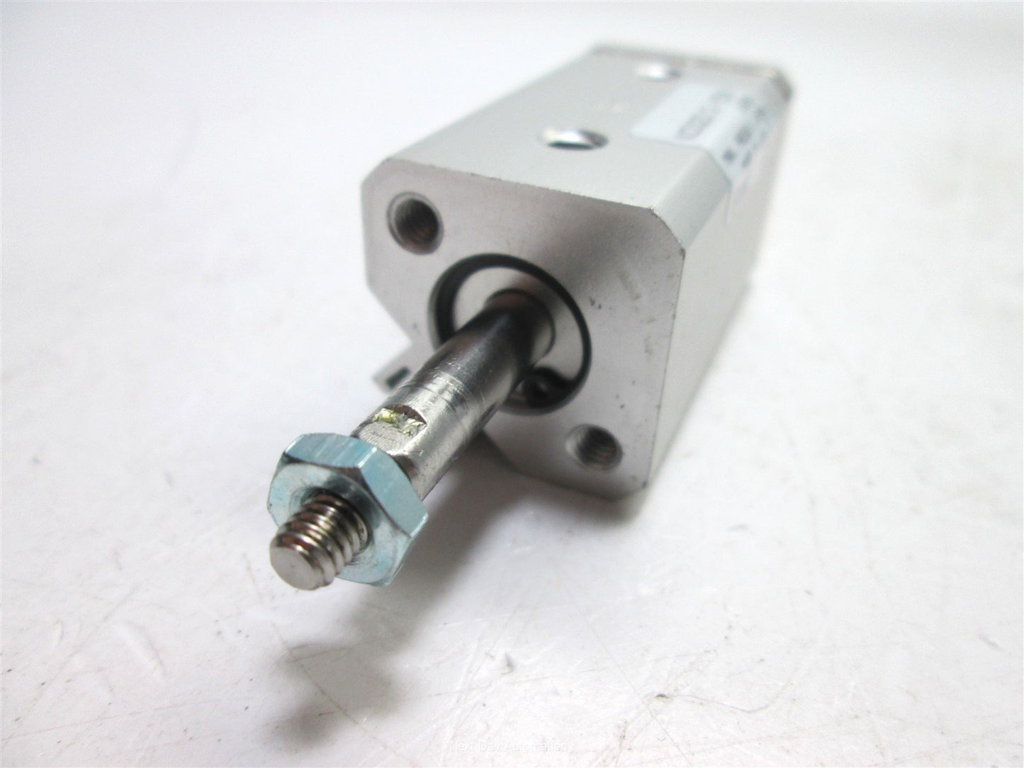 New SMC NCDQ2D12-15DM Compact Cylinder, Bore: 12mm, Stroke: 15mm, Ports: M5